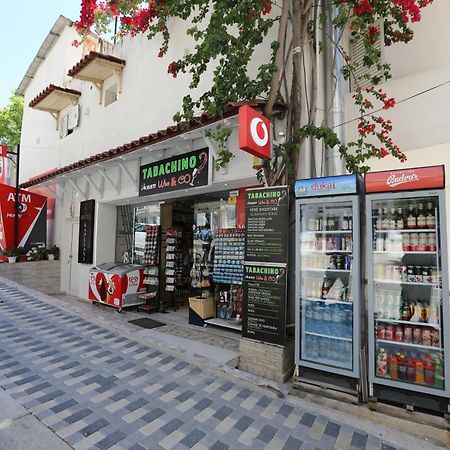 Hotel Vila Kapllani Саранде Екстериор снимка