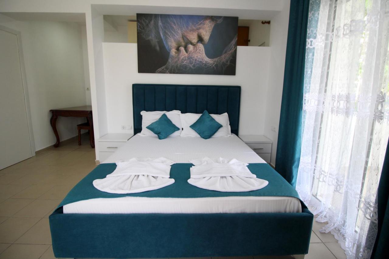 Hotel Vila Kapllani Саранде Екстериор снимка