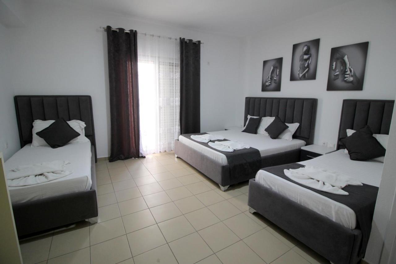 Hotel Vila Kapllani Саранде Екстериор снимка