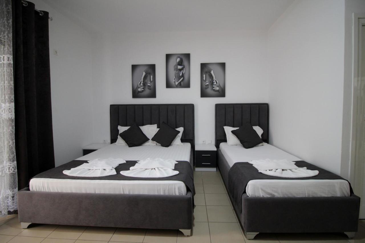 Hotel Vila Kapllani Саранде Екстериор снимка