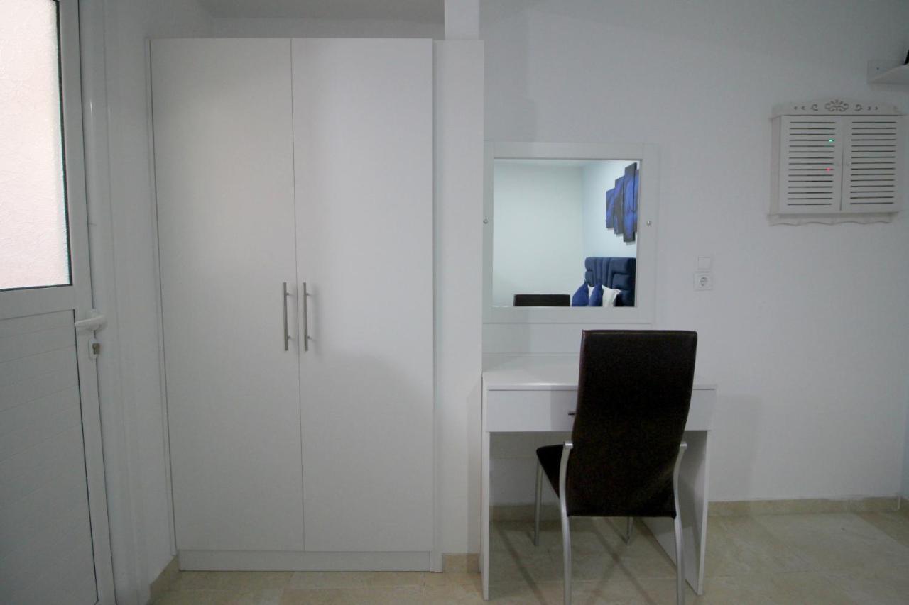Hotel Vila Kapllani Саранде Екстериор снимка