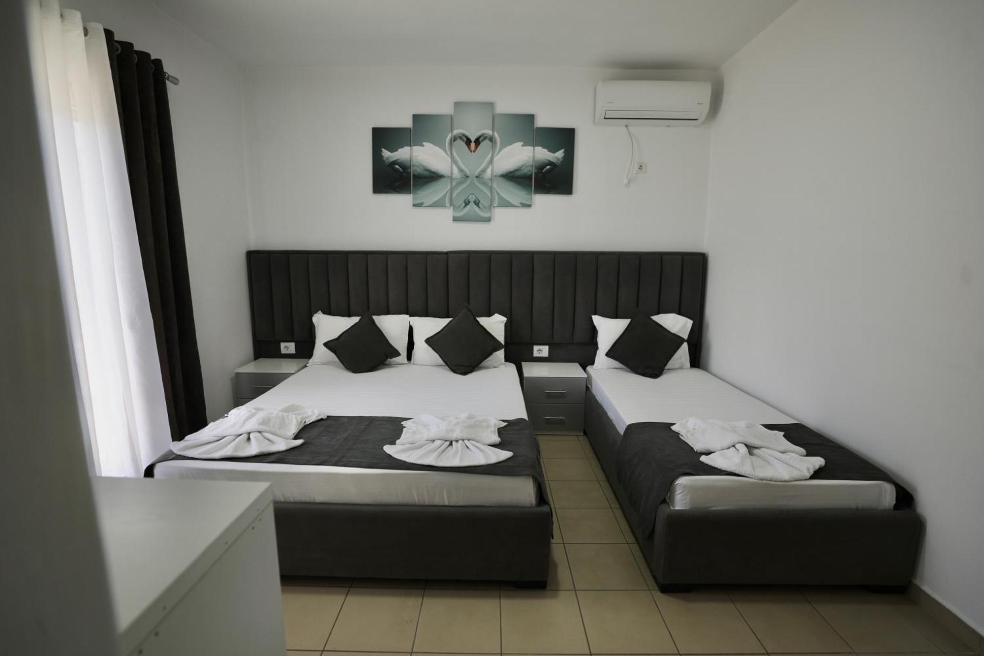 Hotel Vila Kapllani Саранде Екстериор снимка