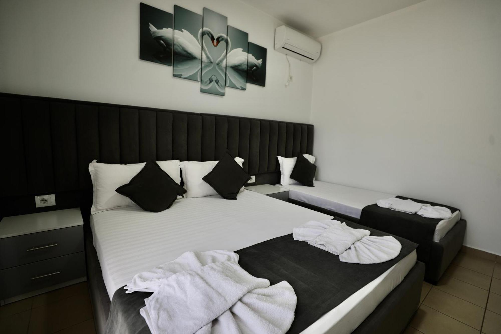 Hotel Vila Kapllani Саранде Екстериор снимка